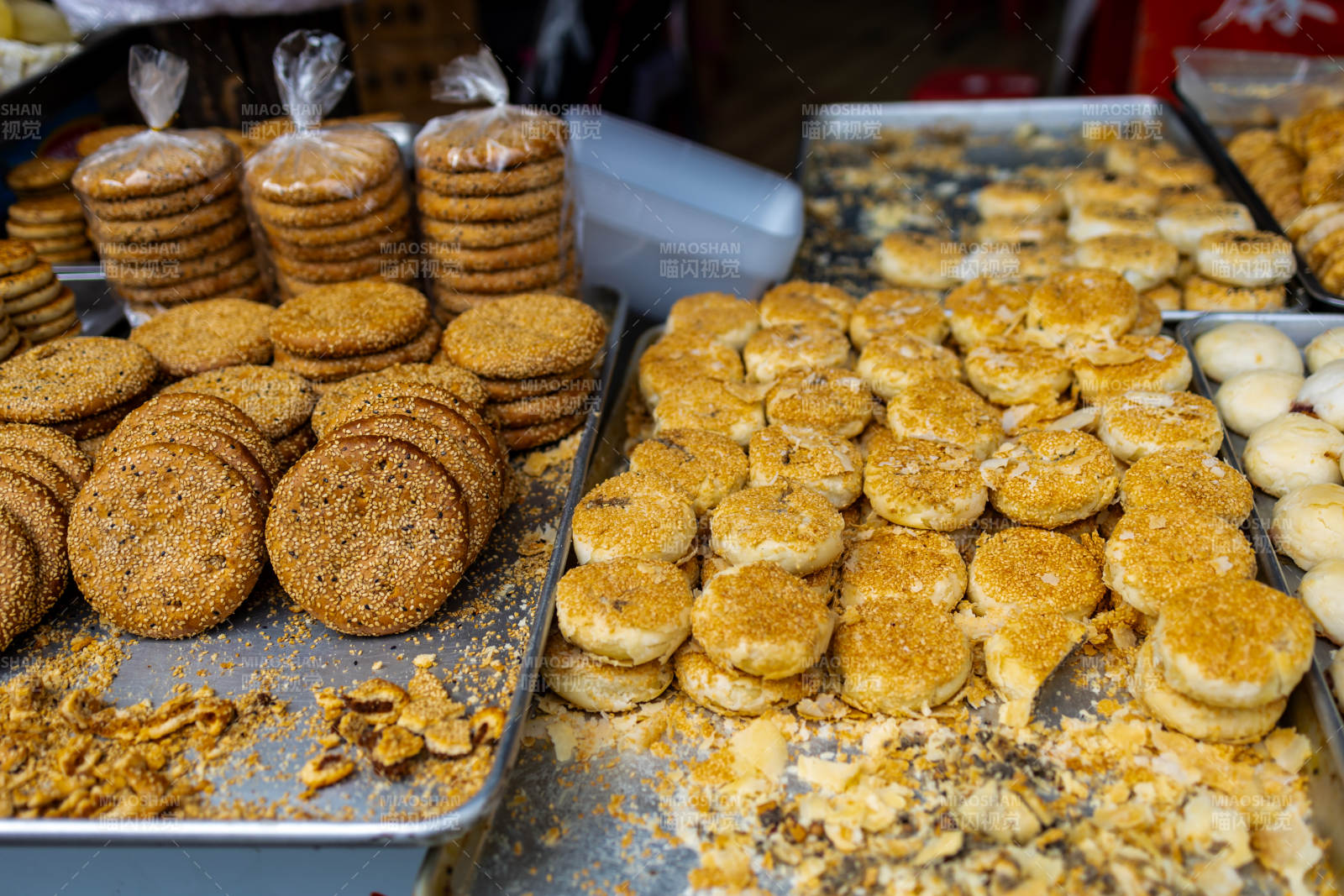 金黃酥餅誘人陳列