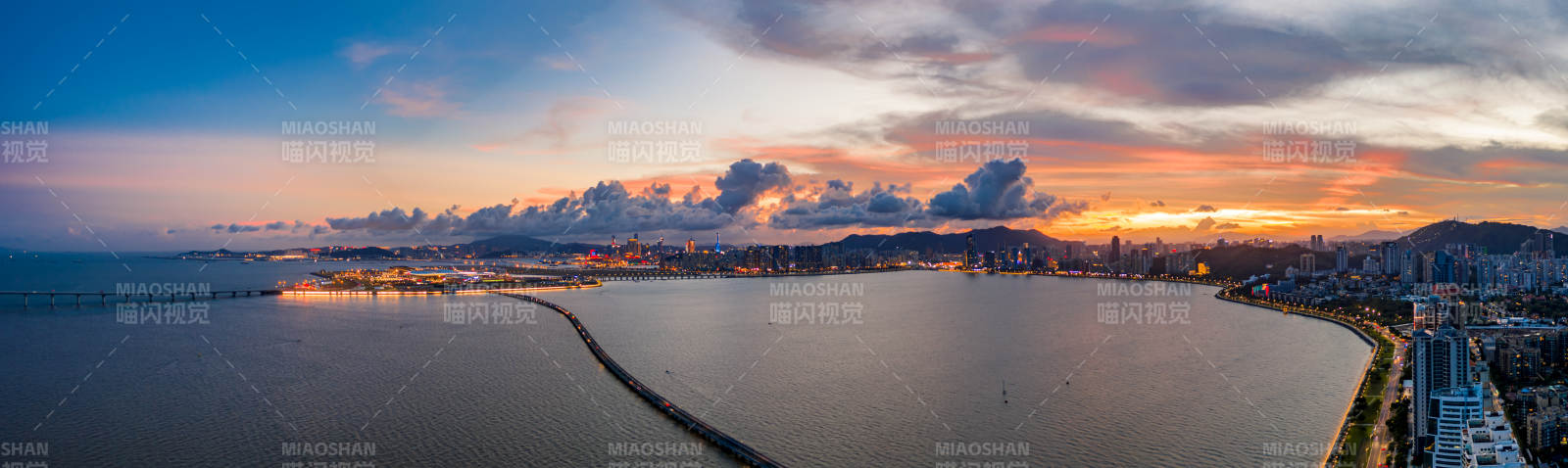 城市海岸日落美景
