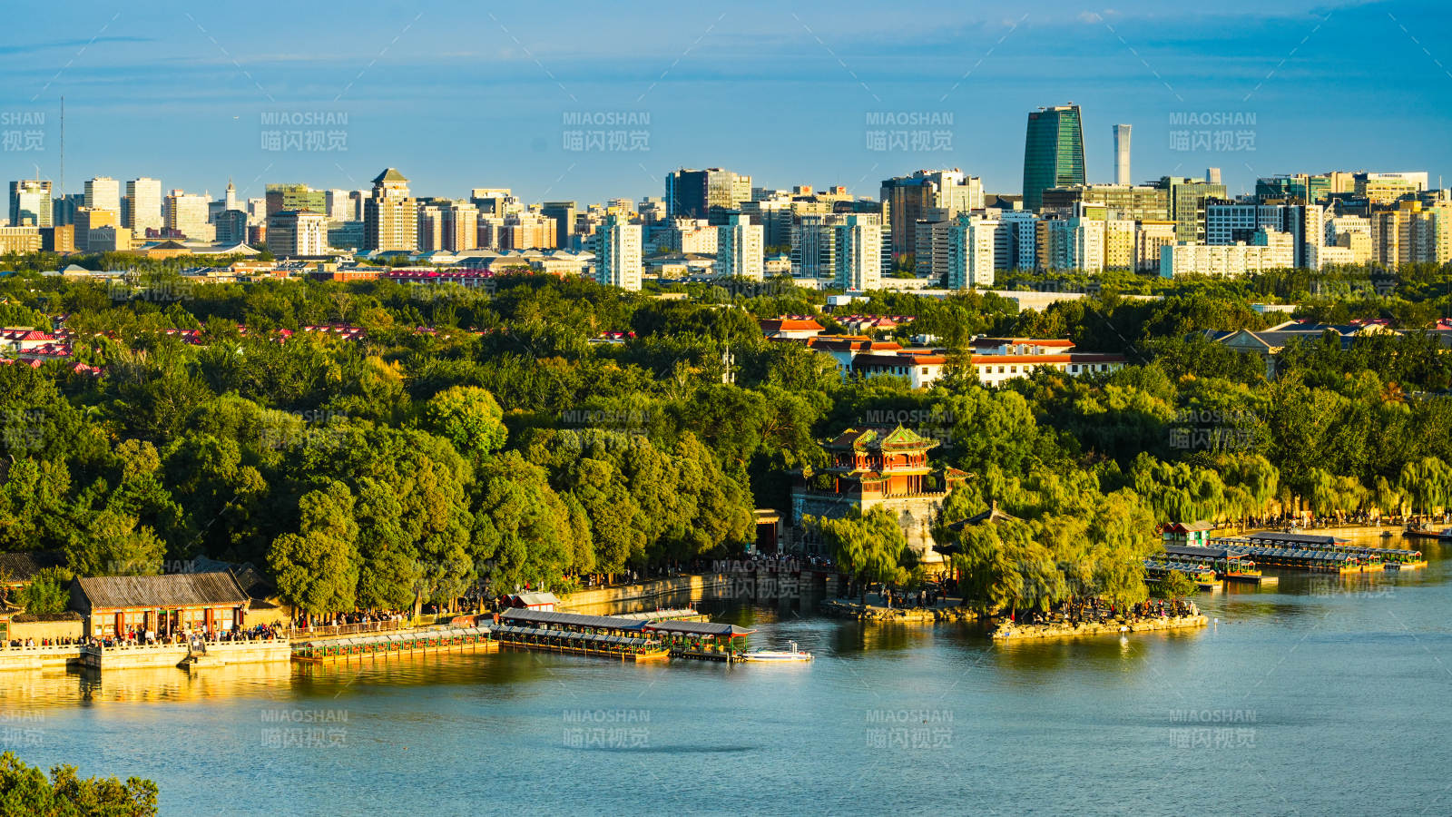 頤和園昆明湖畔城市風光