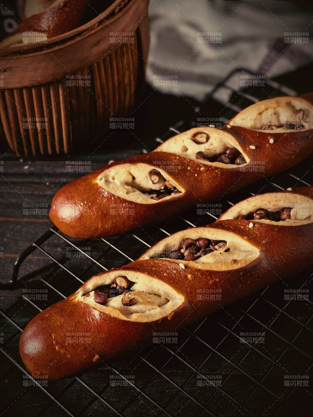 堿水紅豆包 外酥內(nèi)軟