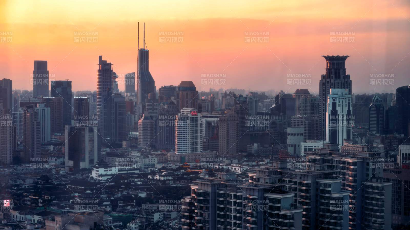 上海黄浦黄昏天际线