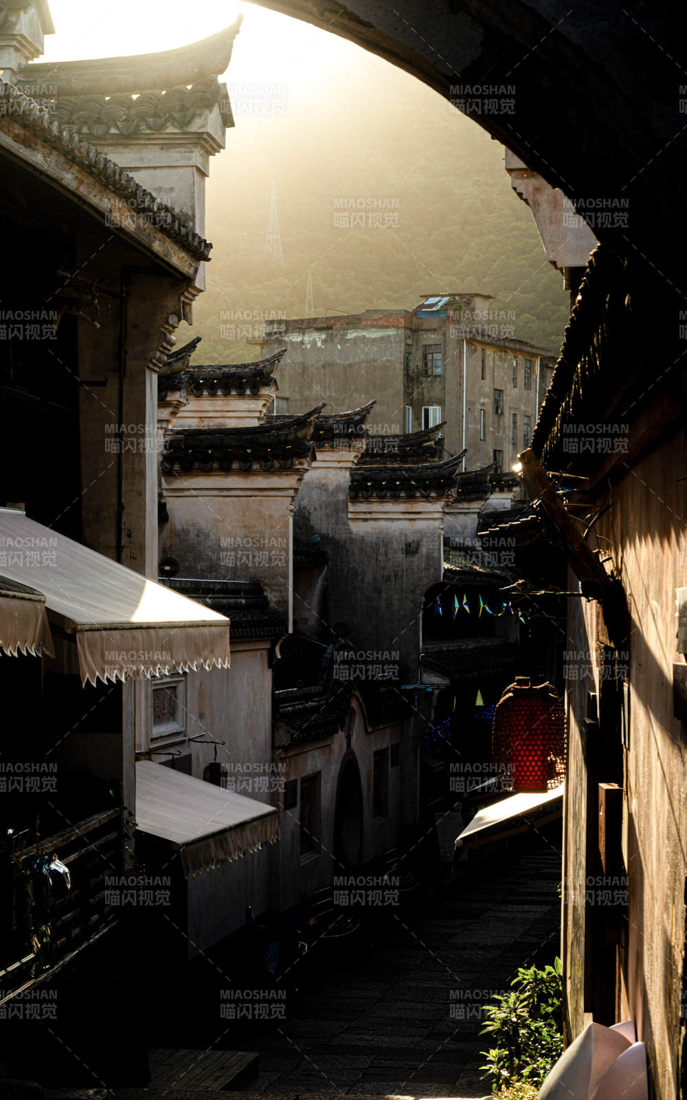 寧波古巷晨光