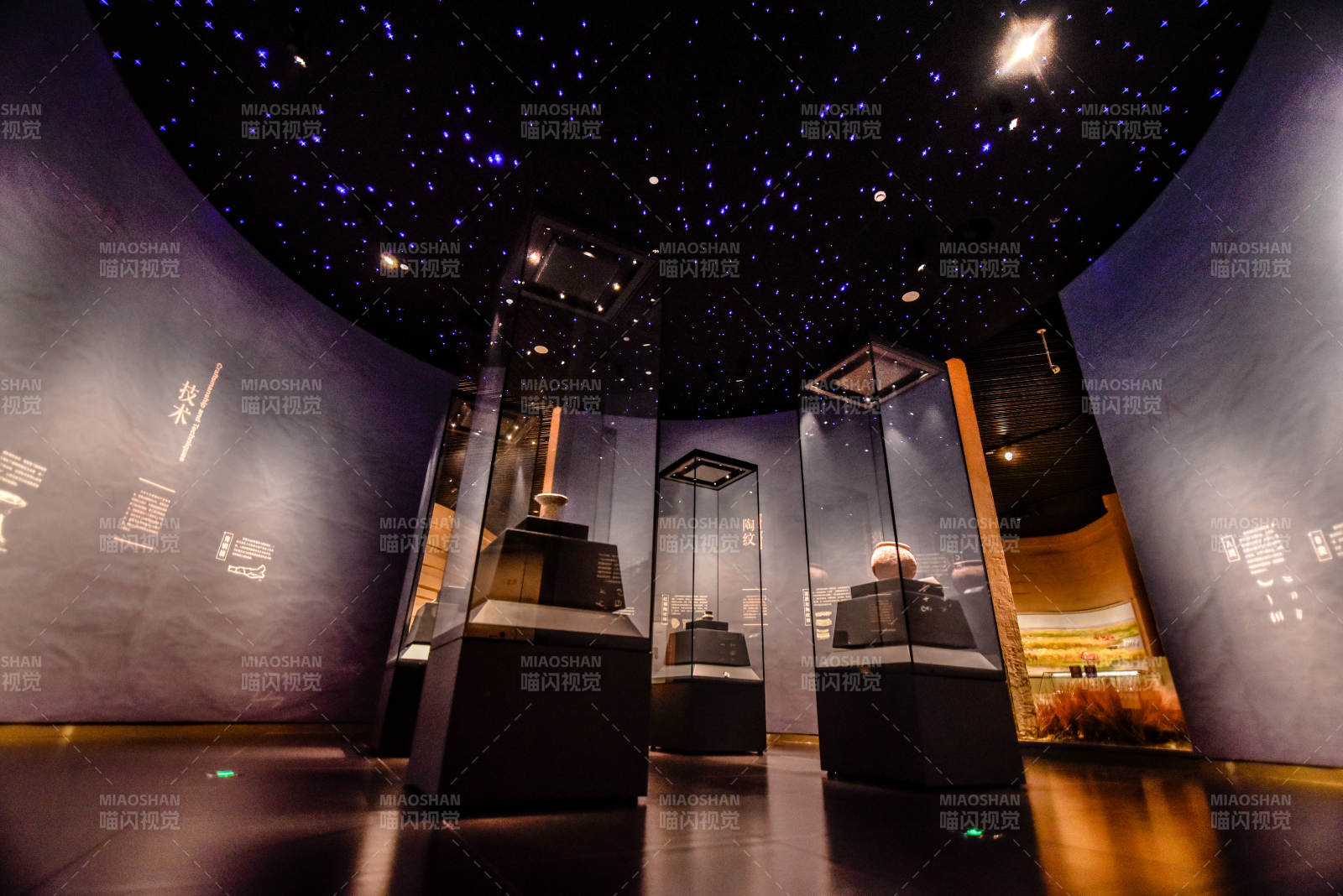 上海星空下的文物展