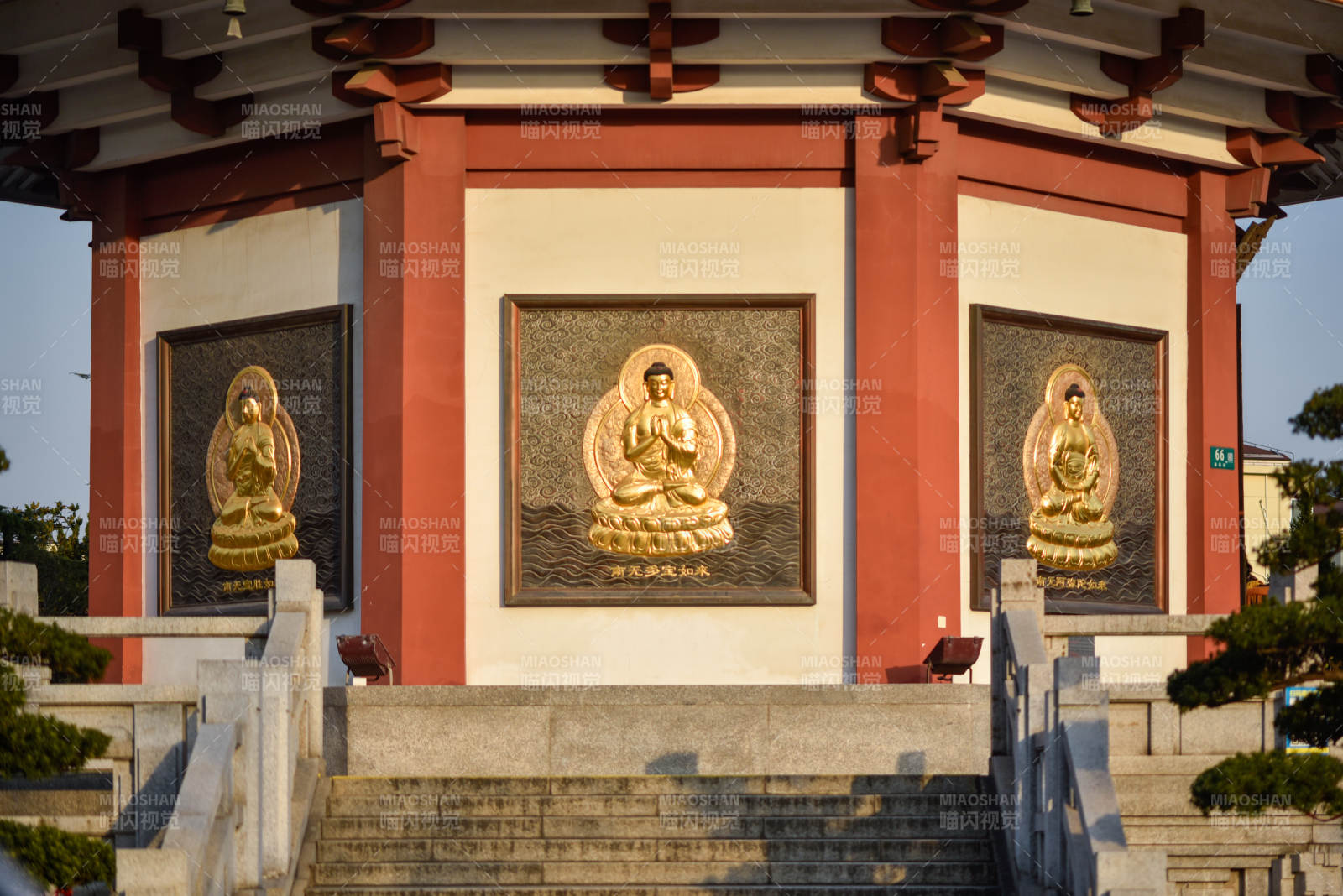 上海佛像殿前台阶