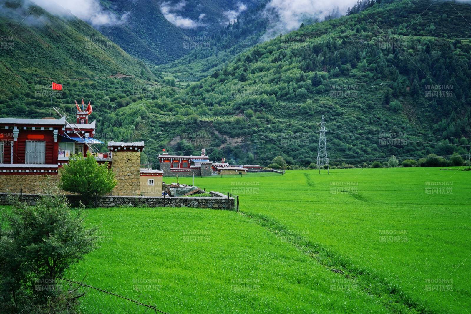 川西新龍風(fēng)景