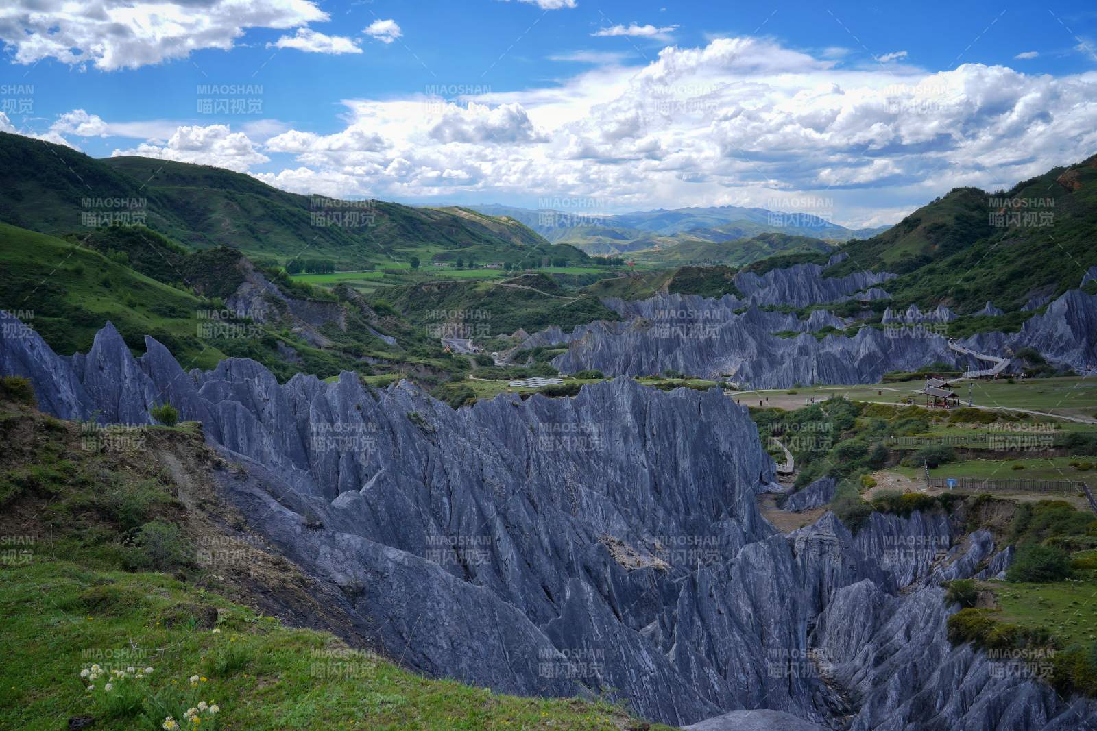 四川甘孜墨石公园