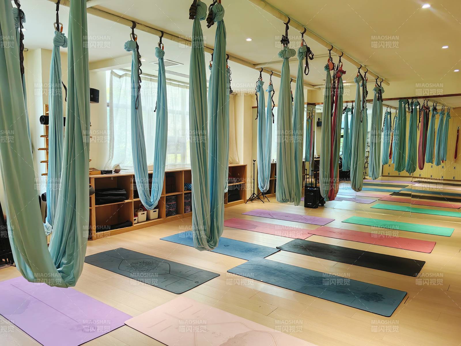 空中瑜伽教室