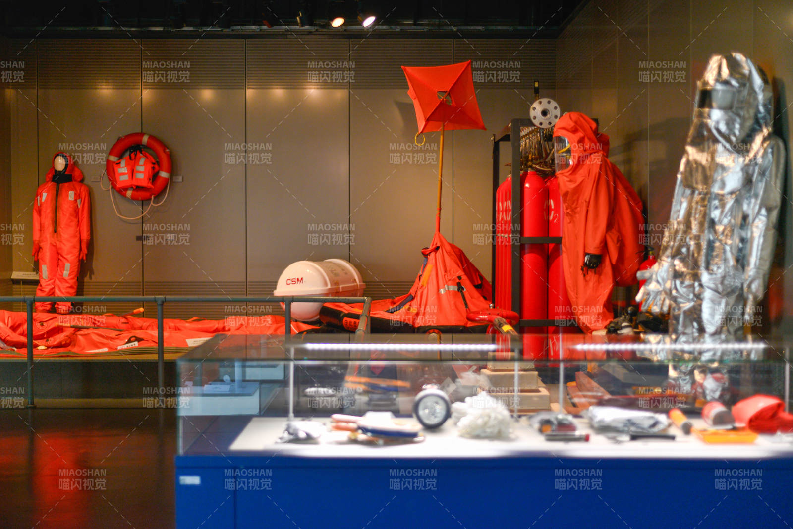 极地探险装备展