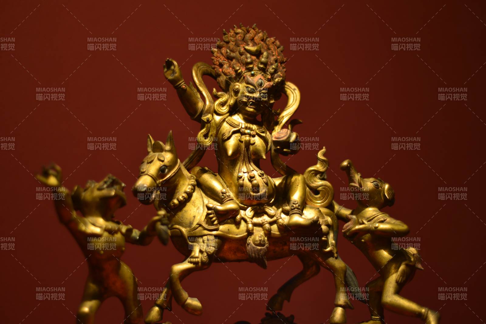 上海博物館金騎神獸雕像