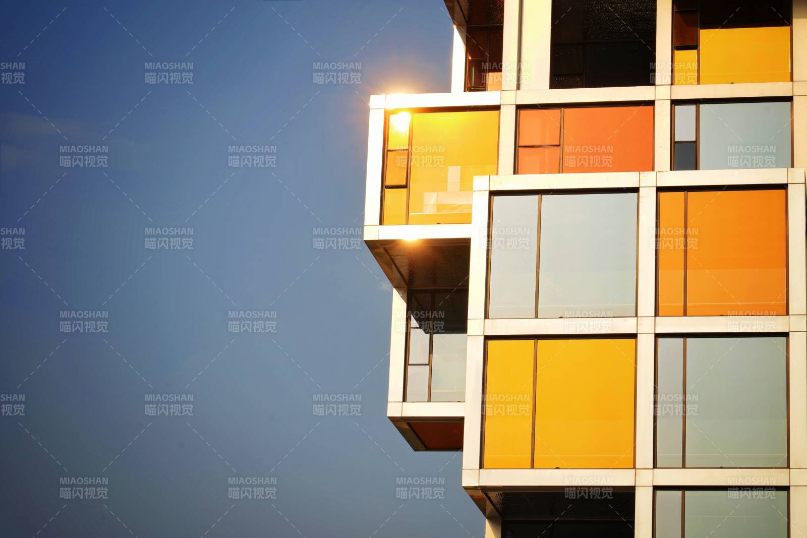 成都像素大廈的日落