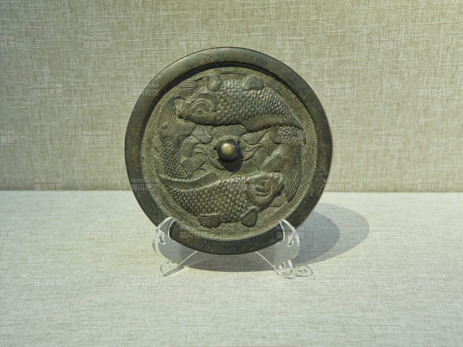 金中都水关遗址内双鱼纹镜