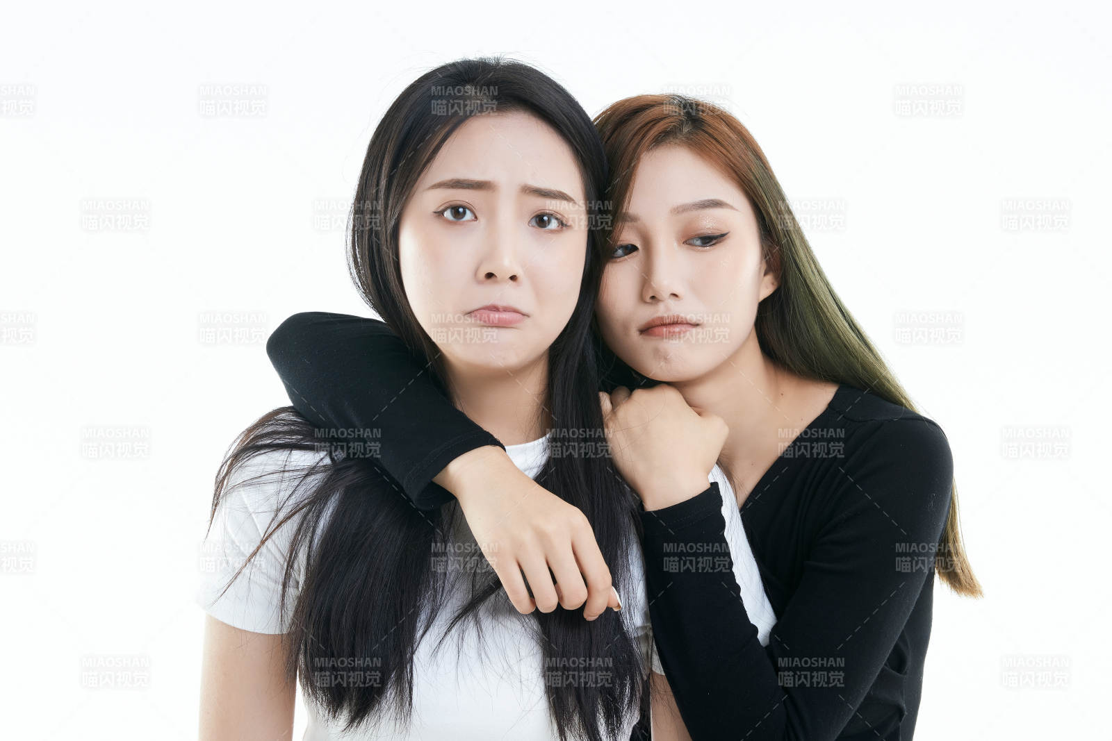 可愛的亞洲閨蜜少女