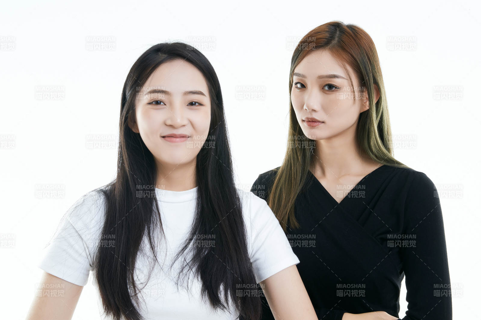 可愛的亞洲閨蜜少女