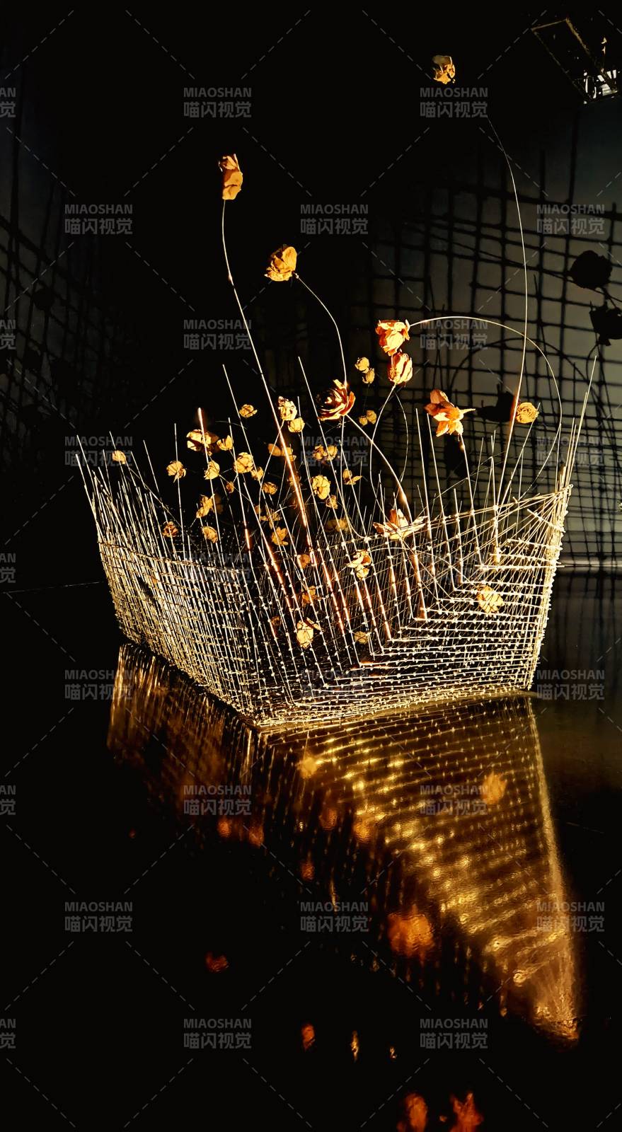 金絲花冠光影藝術