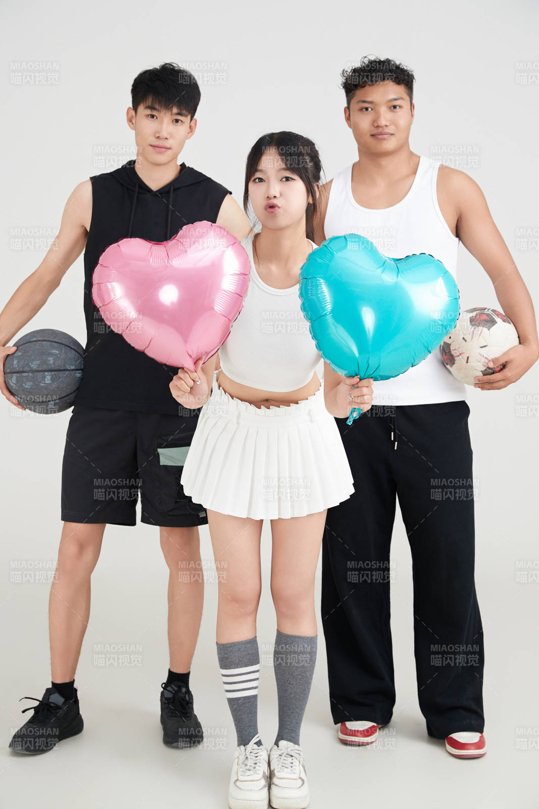 足球 籃球運動員以及拉拉隊長形象