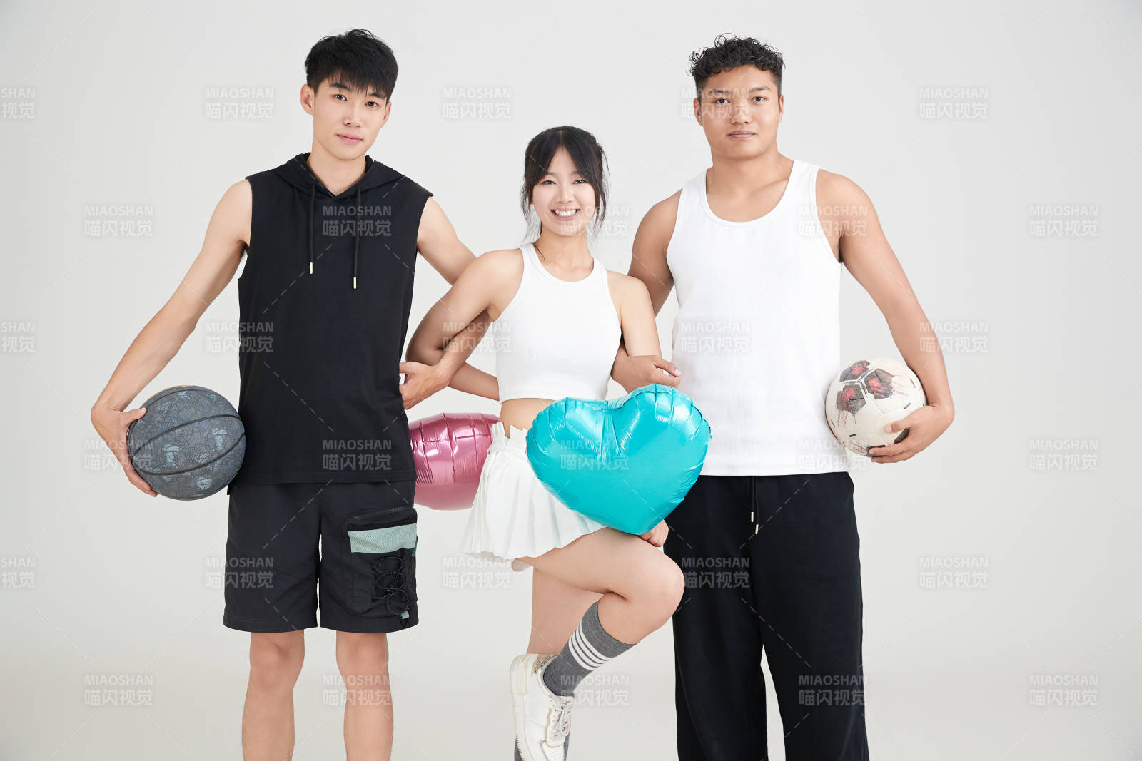 足球 籃球運動員以及拉拉隊長形象
