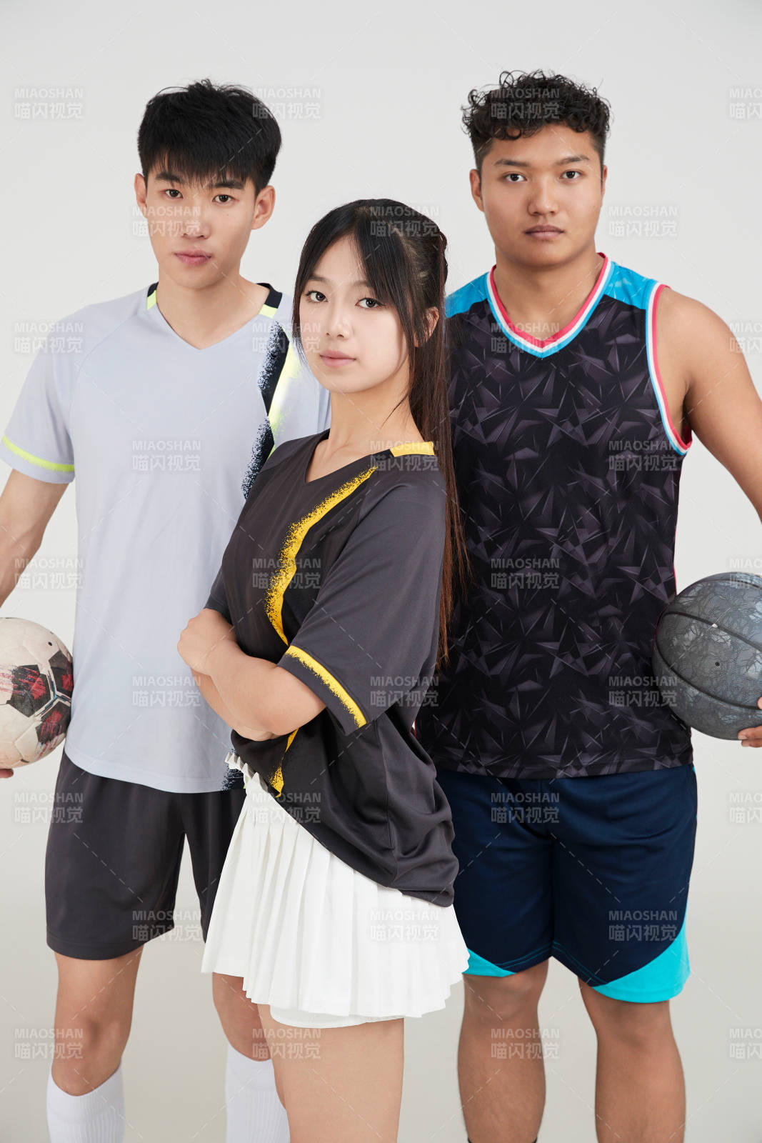 足球 籃球運動員以及拉拉隊長形象