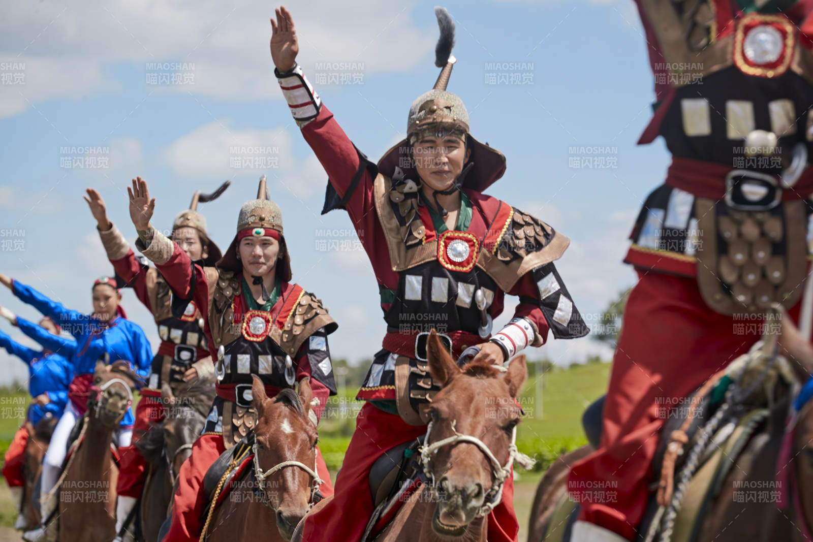 河北省沽源县库伦淖尔景区的蒙古马术表演