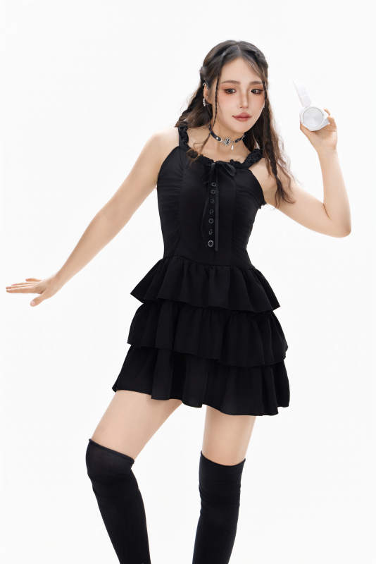 影棚拍摄动感十足的时尚女性形象