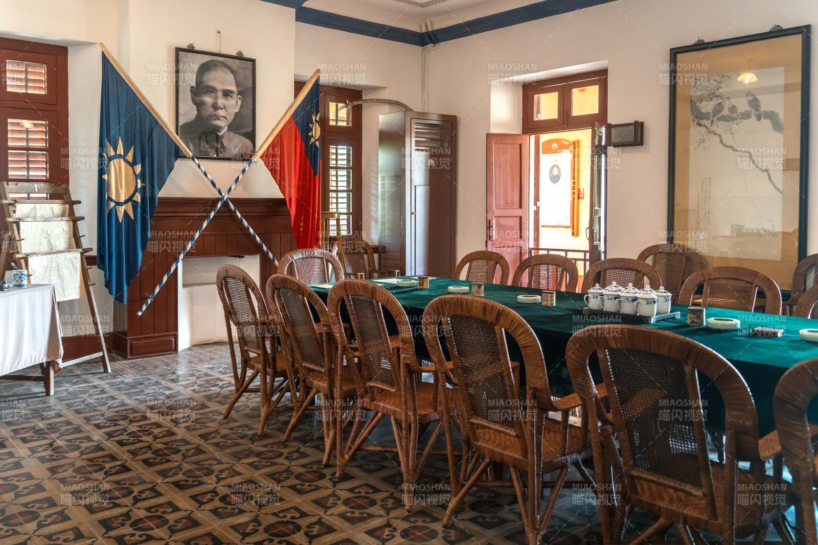 广州大元帅府纪念馆历史会议室内场景