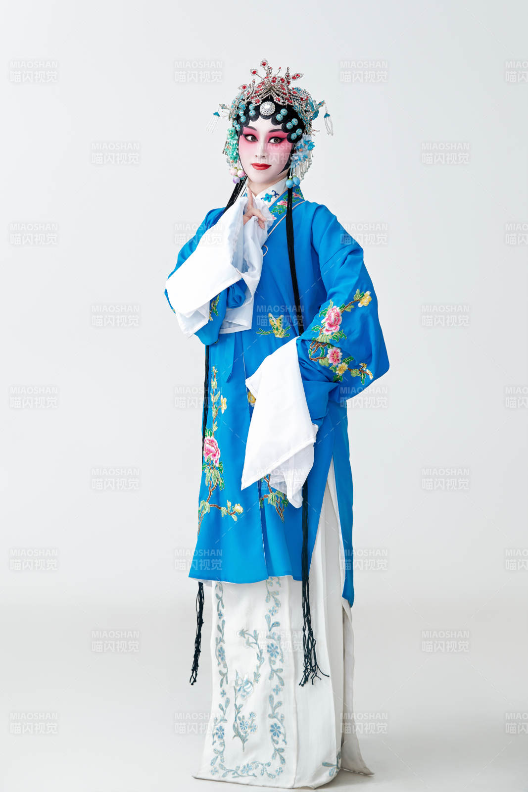 国粹戏曲京剧昆曲青衣旦角形象的女性演员图片