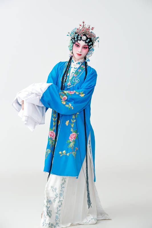 国粹戏曲京剧昆曲青衣旦角形象的女性演员