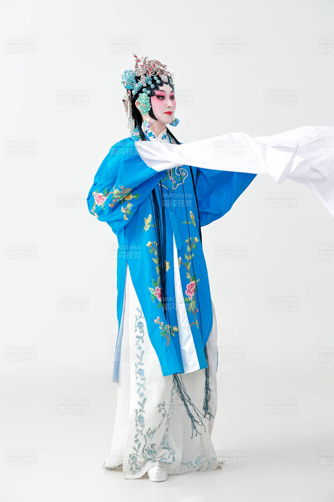 國粹戲曲京劇昆曲青衣旦角形象的女性演員