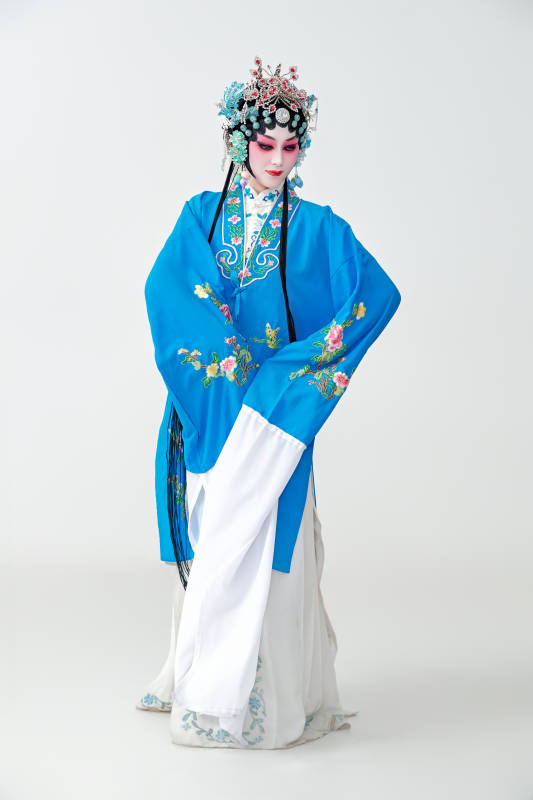 国粹戏曲京剧昆曲青衣旦角形象的女性演员