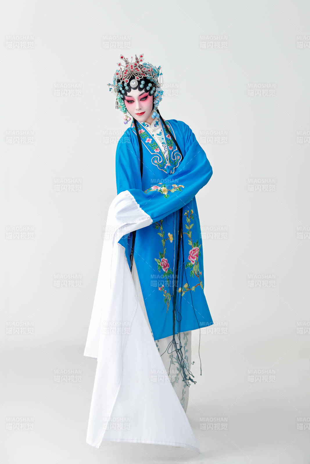 国粹戏曲京剧昆曲青衣旦角形象的女性演员图片