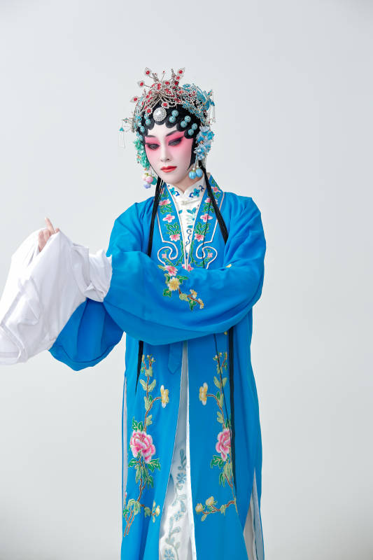 国粹戏曲京剧昆曲青衣旦角形象的女性演员