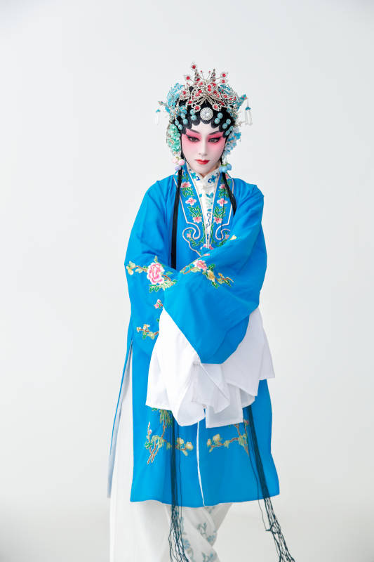 国粹戏曲京剧昆曲青衣旦角形象的女性演员