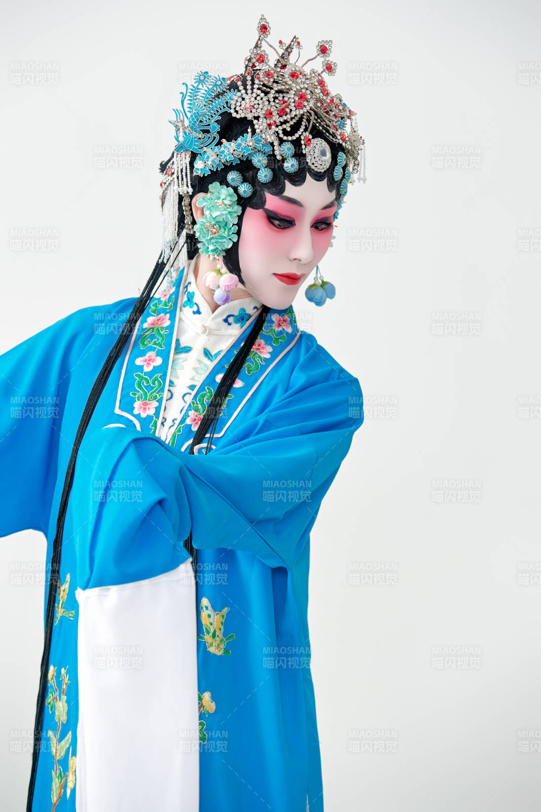 国粹戏曲京剧昆曲青衣旦角形象的女性演员图片