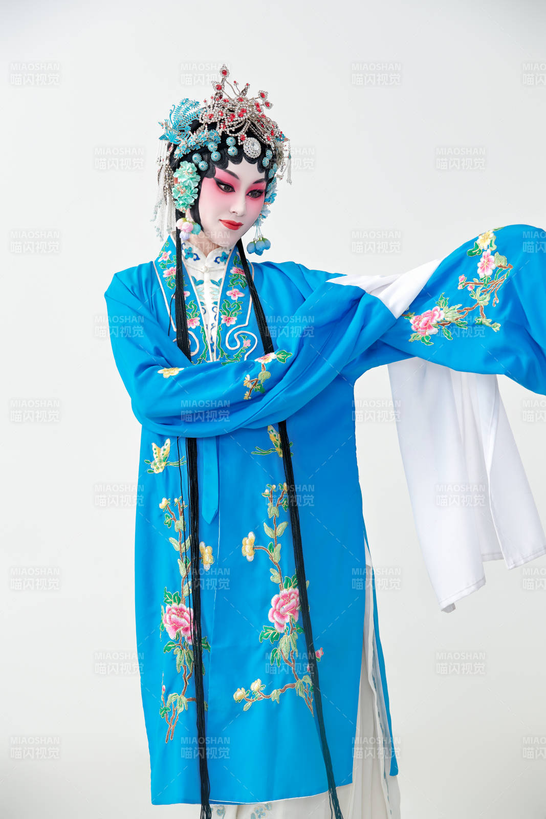 國粹戲曲京劇昆曲青衣旦角形象的女性演員