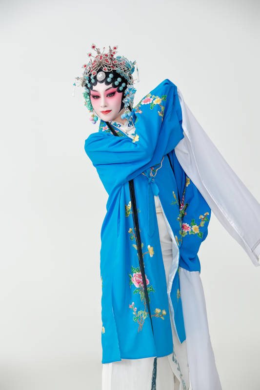 国粹戏曲京剧昆曲青衣旦角形象的女性演员