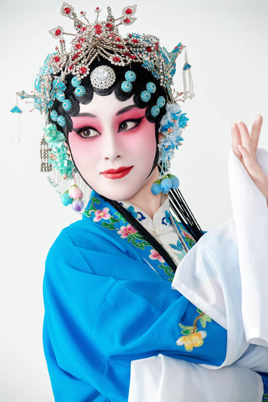 国粹戏曲京剧昆曲青衣旦角形象的女性演员