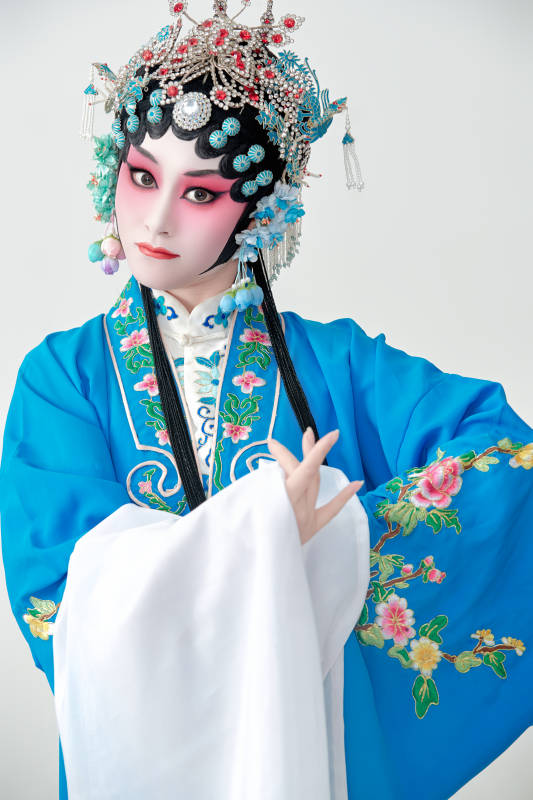 国粹戏曲京剧昆曲青衣旦角形象的女性演员