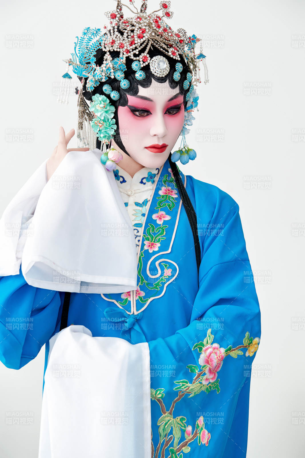 国粹戏曲京剧昆曲青衣旦角形象的女性演员