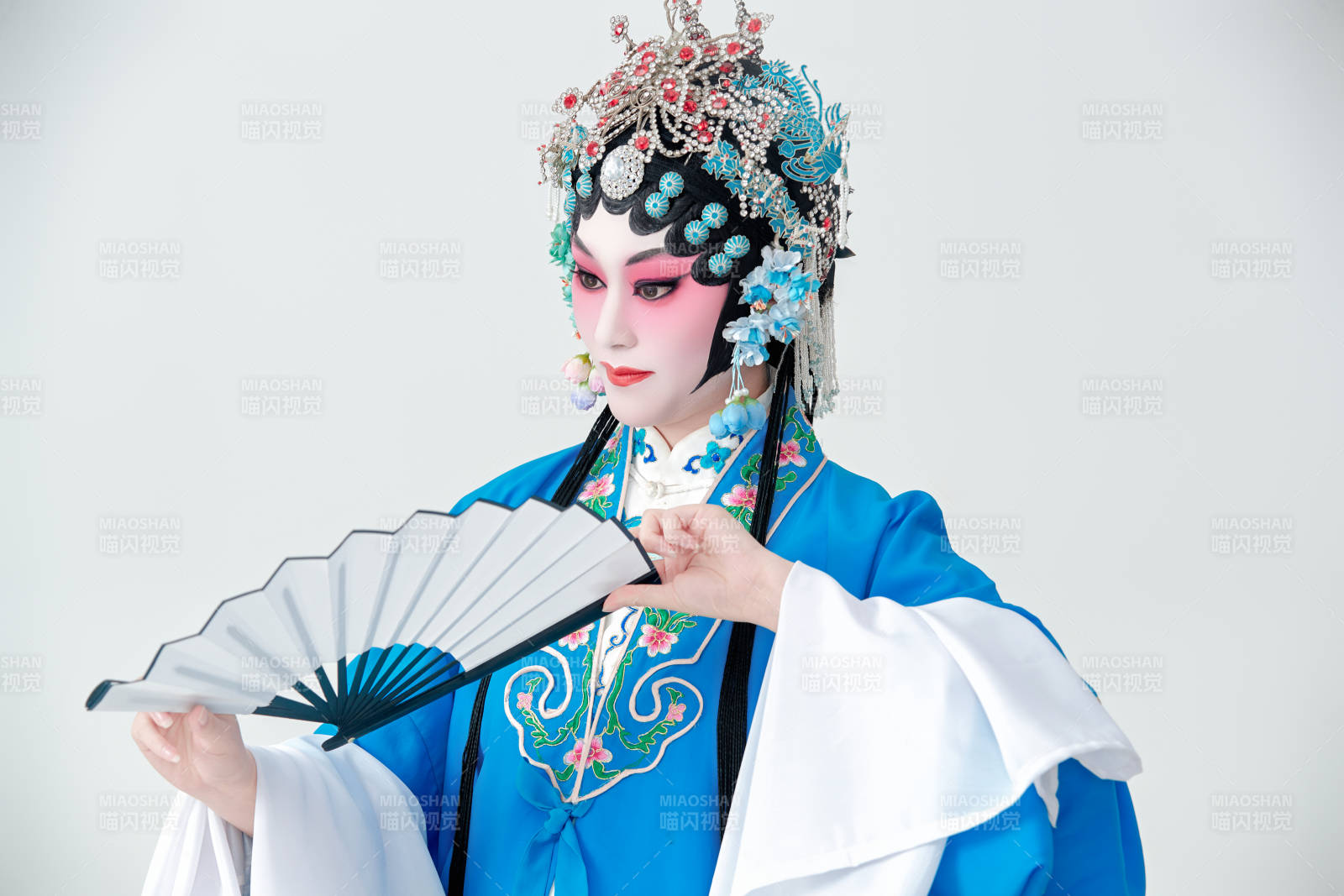 国粹戏曲京剧昆曲青衣旦角形象的女性演员