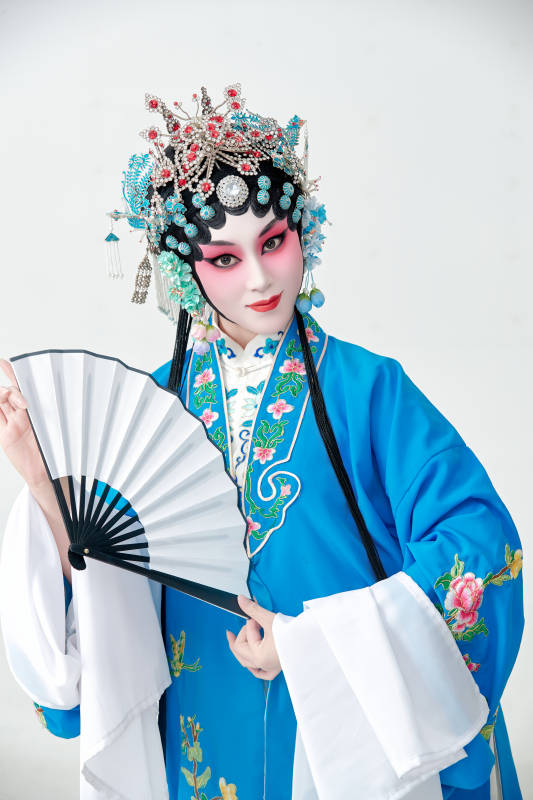 国粹戏曲京剧昆曲青衣旦角形象的女性演员