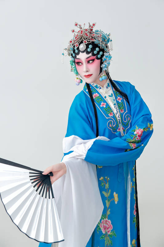 国粹戏曲京剧昆曲青衣旦角形象的女性演员