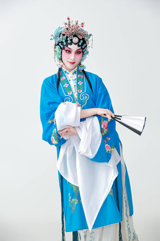 国粹戏曲京剧昆曲青衣旦角形象的女性演员