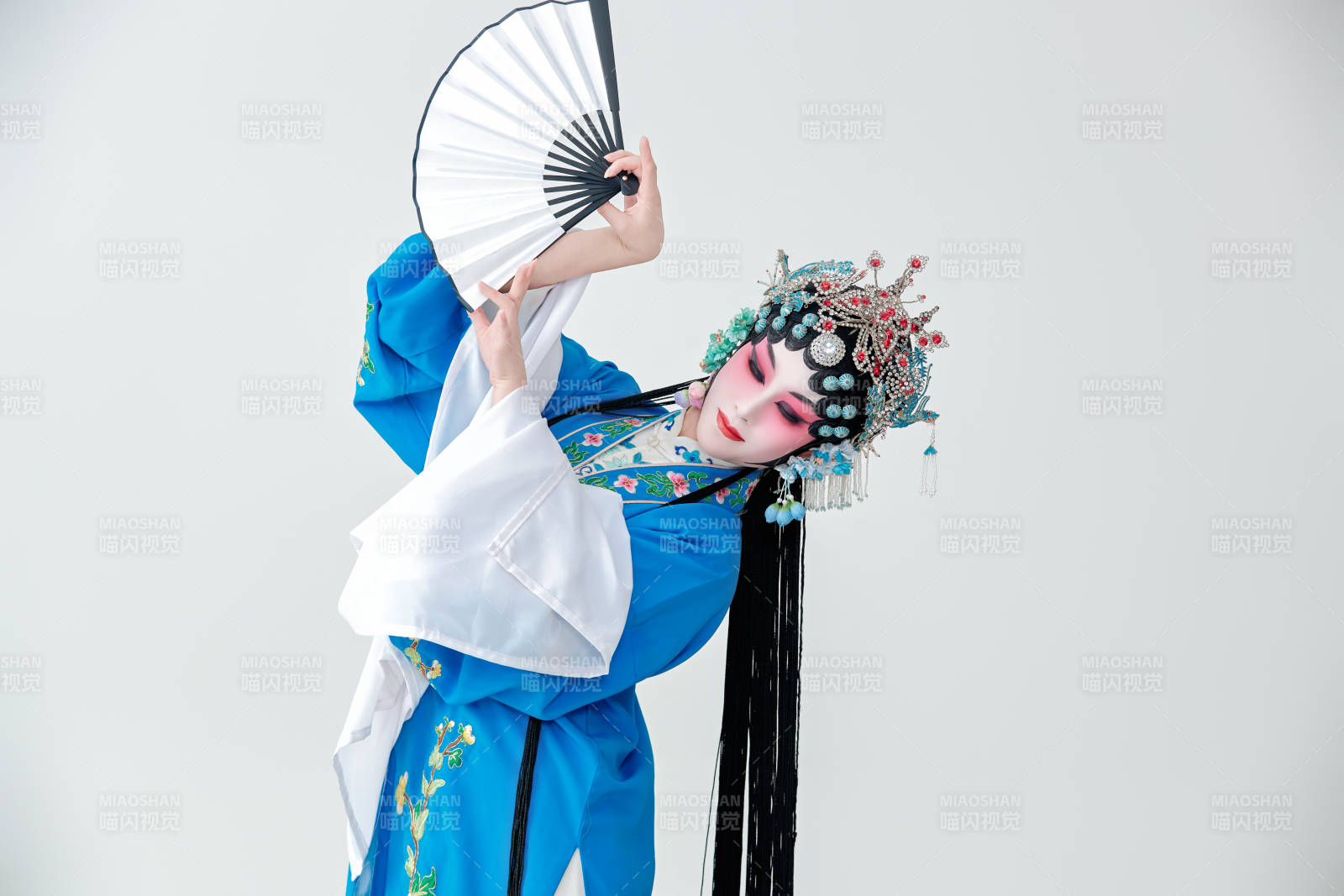 国粹戏曲京剧昆曲青衣旦角形象的女性演员