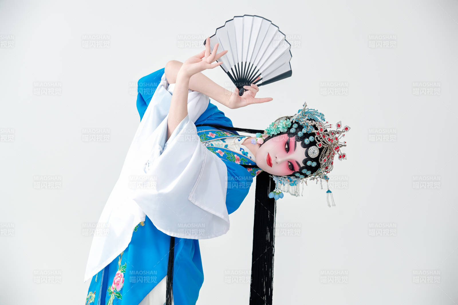 国粹戏曲京剧昆曲青衣旦角形象的女性演员