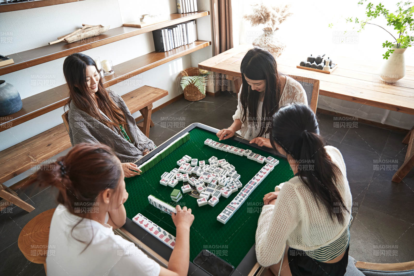 快樂的閨蜜打麻將