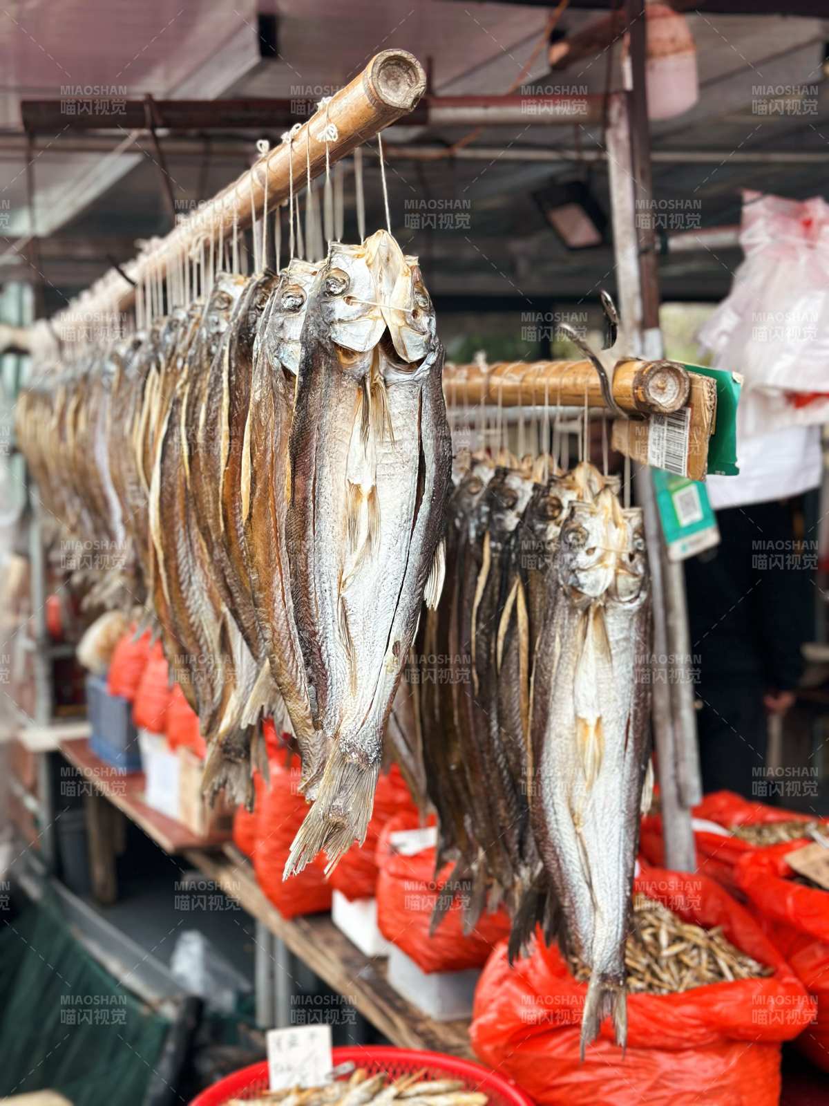 风干鱼市集