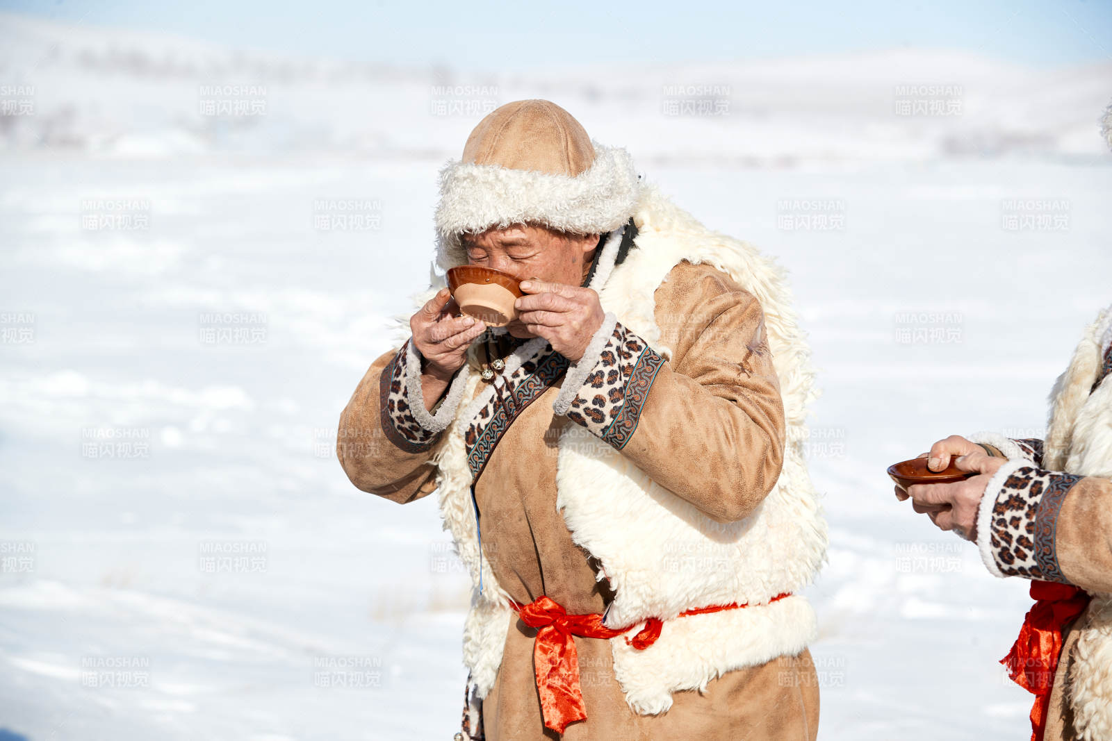 冬季冰上捕魚開網祈福祭祀儀式