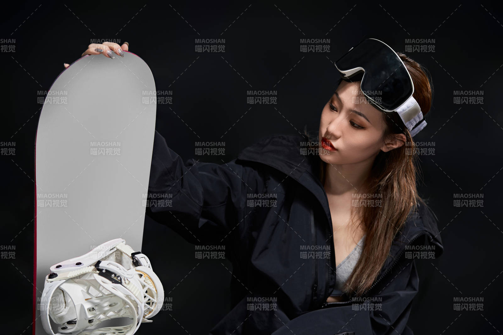 哈利波特角色扮演的亞洲美女