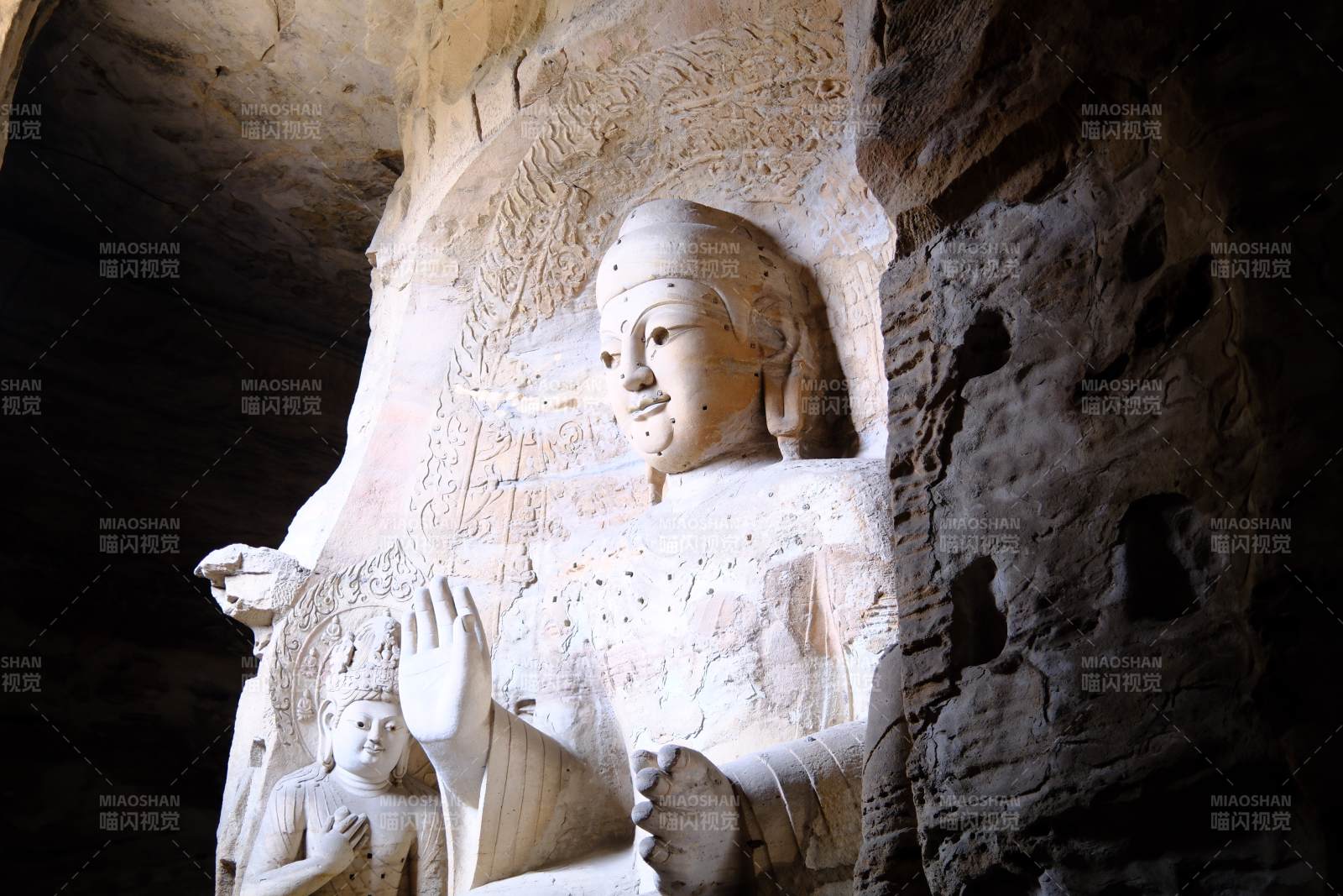 石窟佛像雕刻