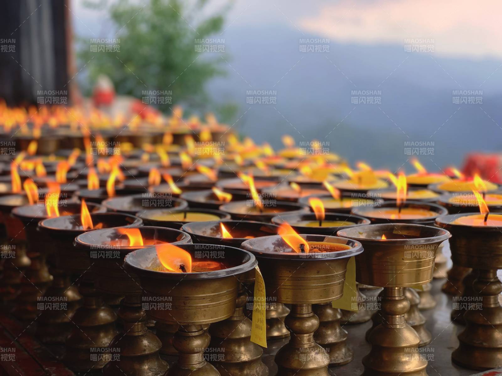 燭光祈福 心靜如水