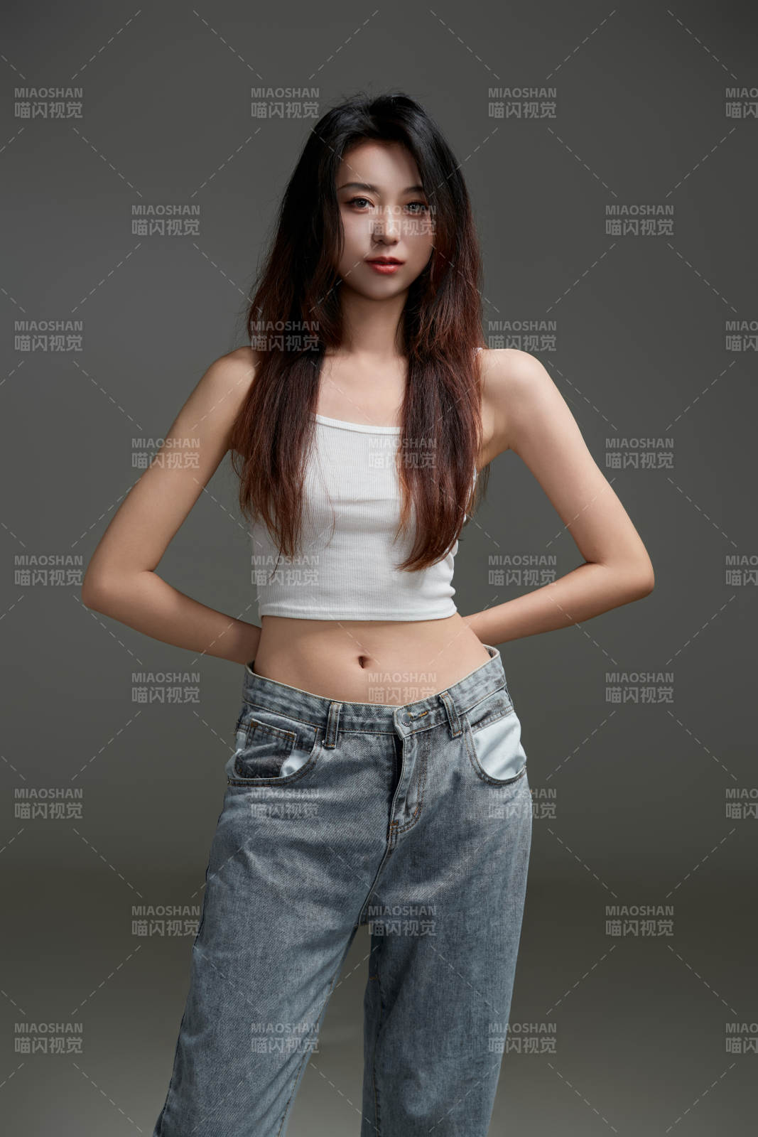 年輕活力亞洲年輕女性形象